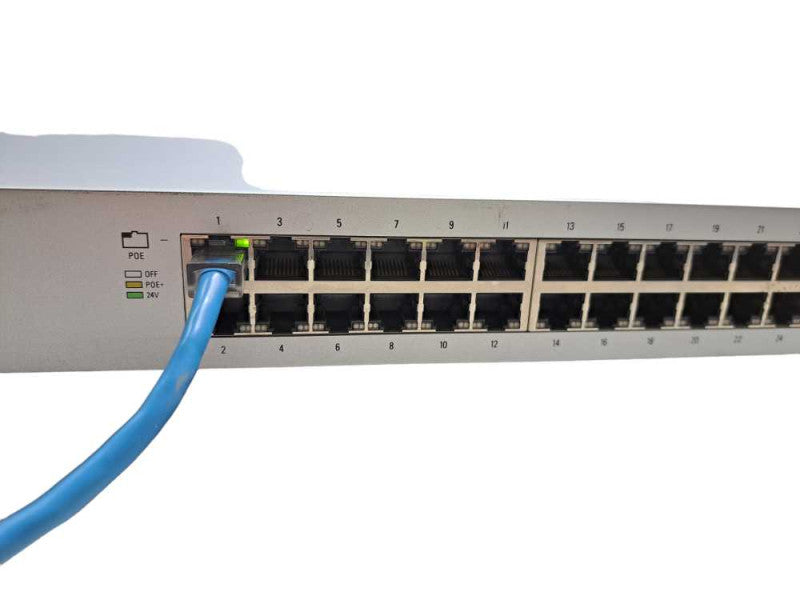 Ubiquiti UniFi US-24-250W | 24-Port Managed Gigabit PoE Switch )