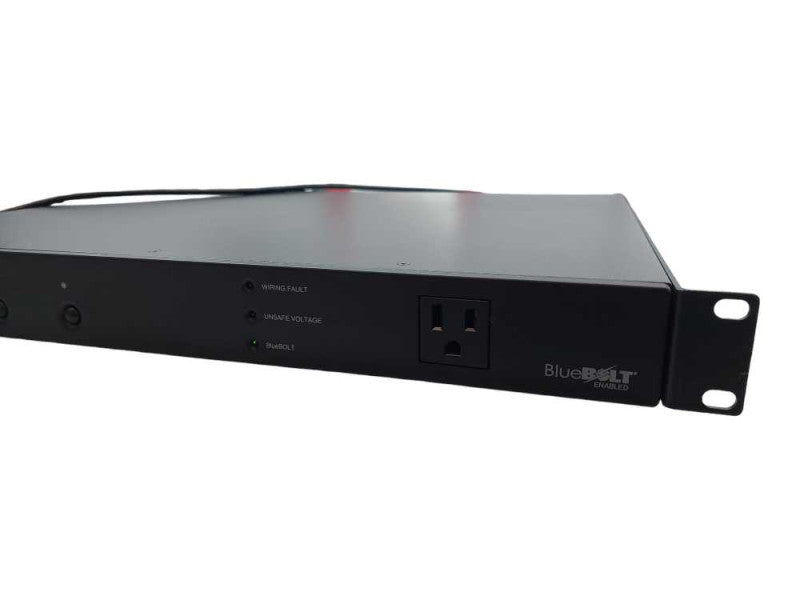 PanaMax M4000-Pro 8-Outlet IP Controller AC Outlets  =