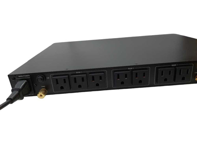 PanaMax M4000-Pro 8-Outlet IP Controller AC Outlets  =