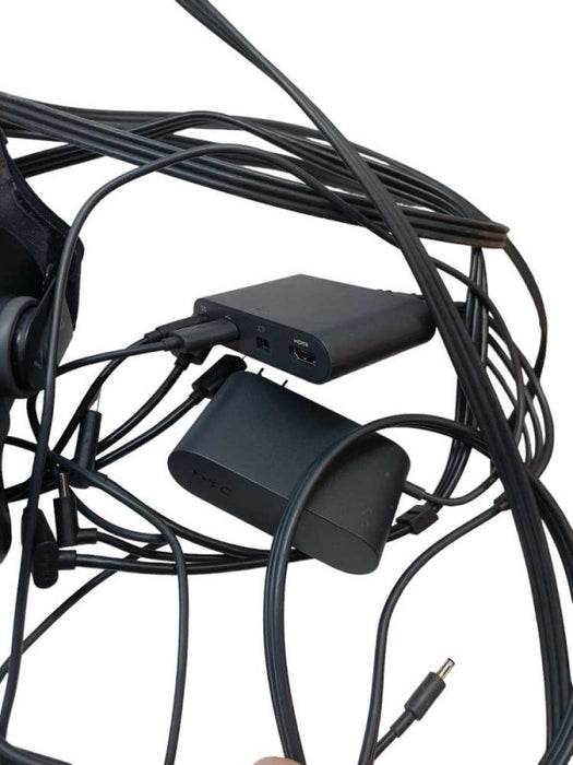 HTC VIVE Bundle ( Not Complete ) â