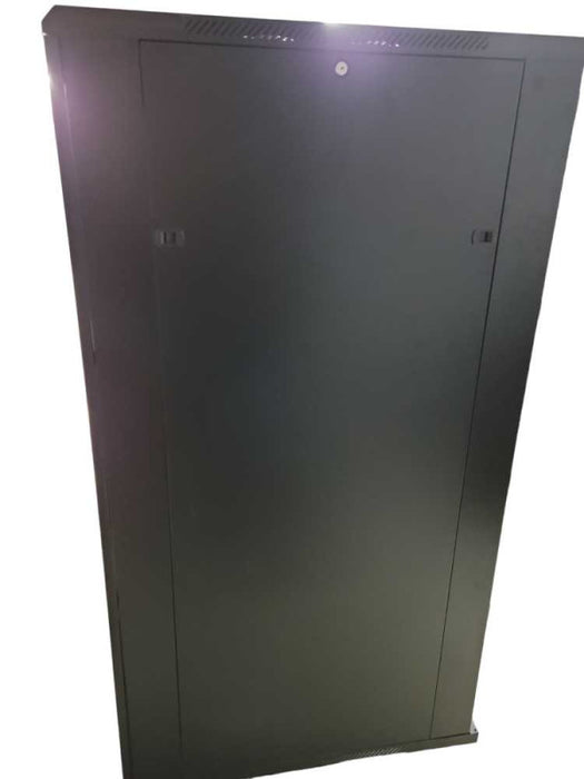 Liner Server Rack with PDU !