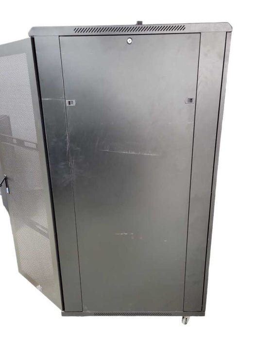 Liner Server Rack with PDU !