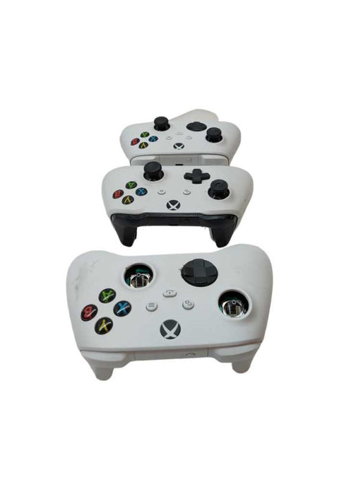 Bundle of 3 Microsoft Xbox One White Controllers ( For Parts ) â