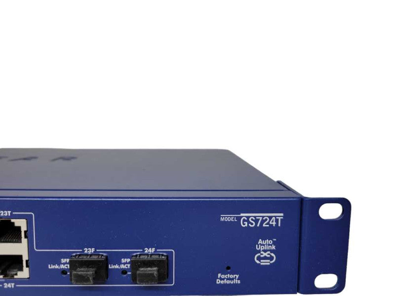 Netgear ProSafe 24-Port Gigabit Managed Ethernet Smart Switch GS724T v4 %