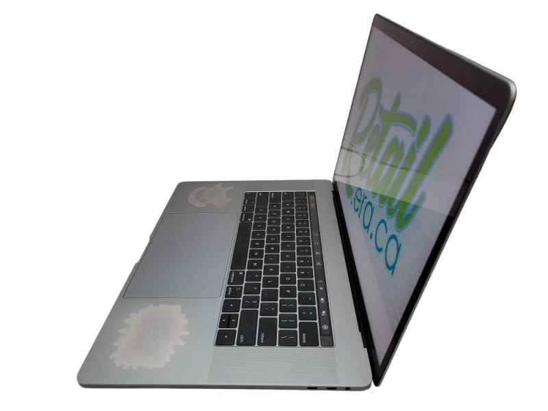 Apple Macbook Pro 2018 15\\" Core i7-8750H @ 2.2GHz 16GB DDR4 250GB SSD [Read] (