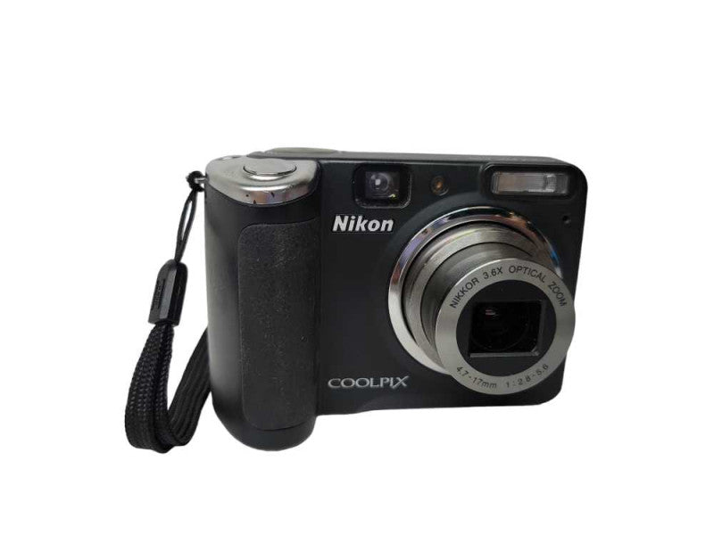 Nikon COOLPIX P50 8.1MP Digital Camera Q%