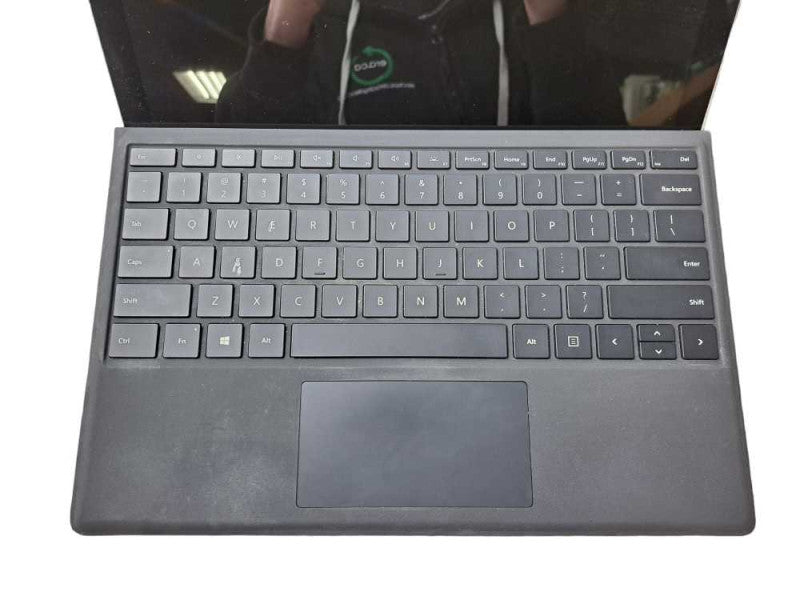 Microsoft Surface Pro 7+ | i7-1165G7 @ 2.80GHz 16GB DDR4 256GB SSD | 1960 )