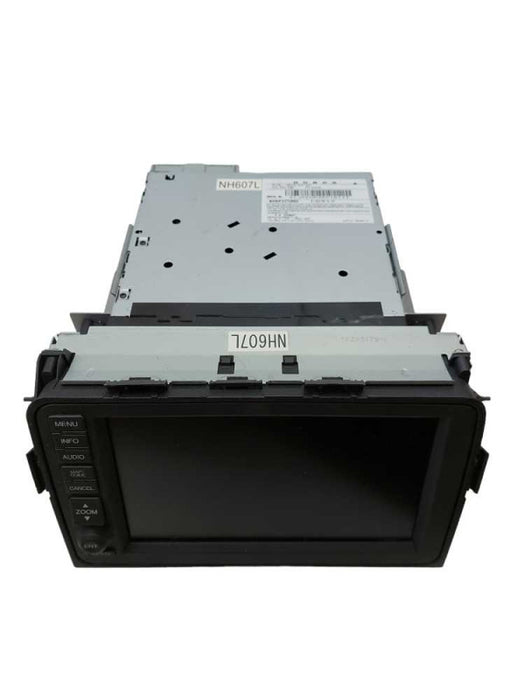 Honda OEM LCD InDash Radio Car Part Model: 39810-SJC-A421-M1 =