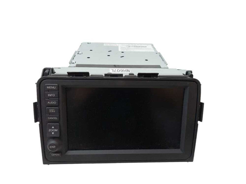 Honda OEM LCD InDash Radio Car Part Model: 39810-SJC-A421-M1 =