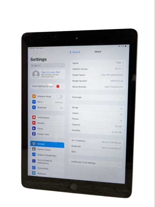 Apple iPad (5th gen) 32GB UNLOCKED A1822 -