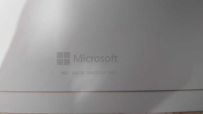 Microsoft Surface Pro 5 (1807), i5-7300U 2.60GHz, 8GB Ram, 256GB SSD