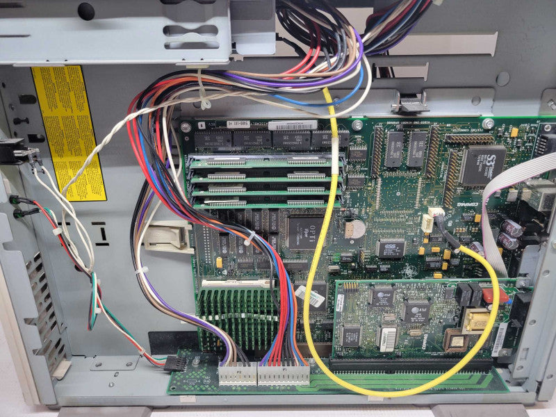 Compaq Presario 9240 - Intel Pentium 133Mhz | 24MB RAM | NO HDD %
