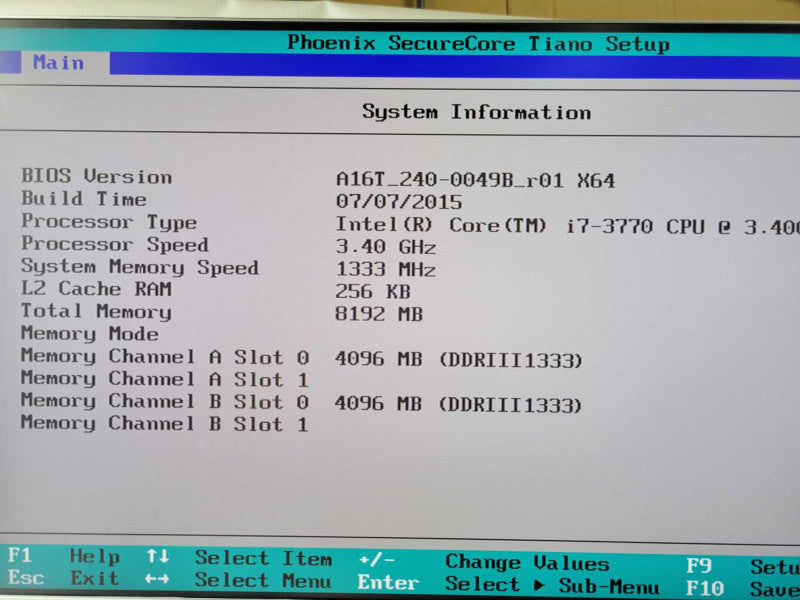 Avigilon HD Video Appliance Pro VMA-AS1-16P 4x 2TB HDDs and 1x 500GB HDD Q_