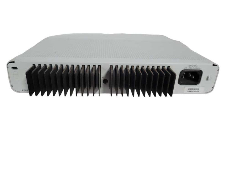 Cisco Catalyst WS-C2960C-8PC-L 8-Port PoE Fast ethernet Switch !