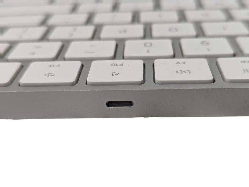 Apple Magic Keyboard With Numeric Keypad | Wireless Bluetooth - A1843 Q-
