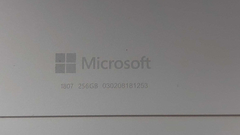 Microsoft Surface Pro 5 (1807), i5-7300U 2.60GHz, 8GB Ram, 256GB SSD