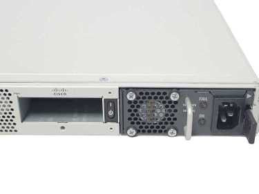 Cisco Catalyst C8300-1N1S-4G2X Router 1x PSU, READ  _