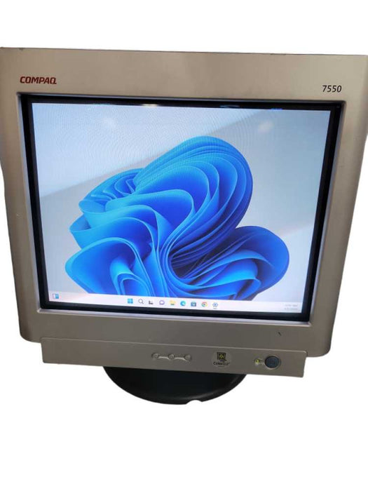 Compaq 7550 17\\" CRT Monitor !