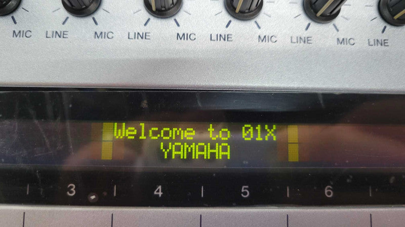 Yamaha 01X Digital Mixer/Audio Interface/Control Surface-Effects Unit - Japan %