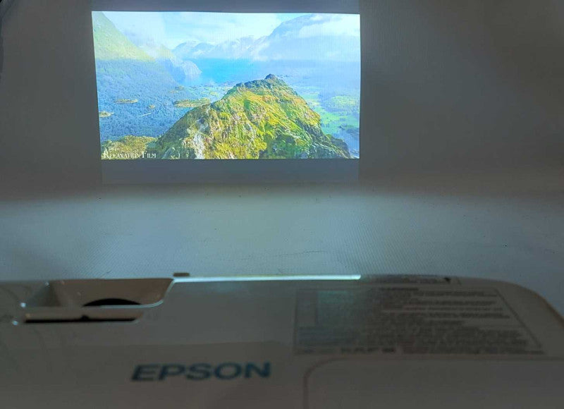 Epson Powerlite VS350 3300 Lumens 3LCD Projector, 138hours