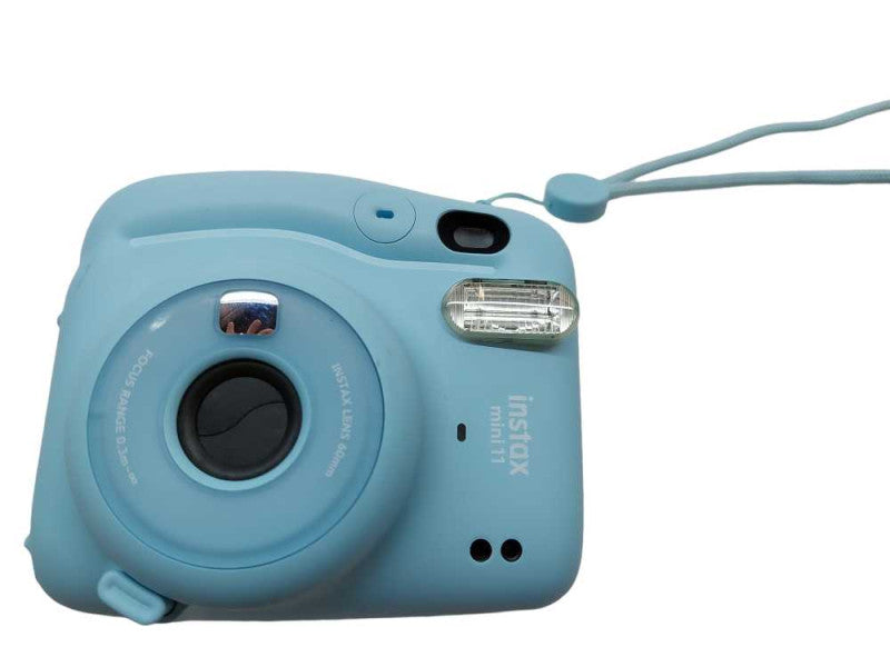 Fujifilm Instax Mini 11 intsax lens 60mm focus range 0.3-infinity  =