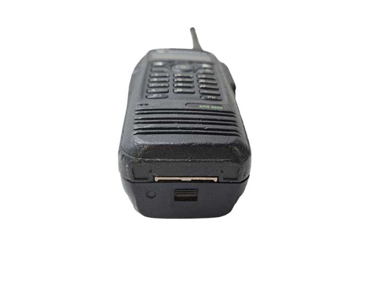 Motorola XPR6550 Digital MotoTrbo Radio with Antenna | AAH55QDH9LA1AN  Q)