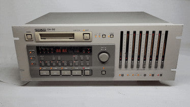 Tascam DA-88 8 Channel Digital Multitrack Audio DTRS Player/Recorder %