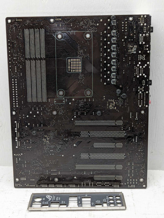 ASUS ROG Crosshair IV Formula, AMD Phenom II X6 1080T @3.20GHZ & 4GB RAM -