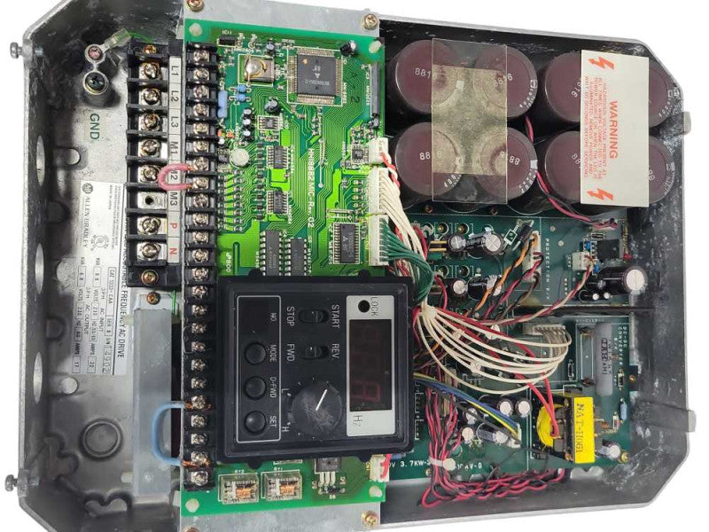 allen bradley Bulletin 1333 Adjustable Frequency AC Motor Drive, READ _