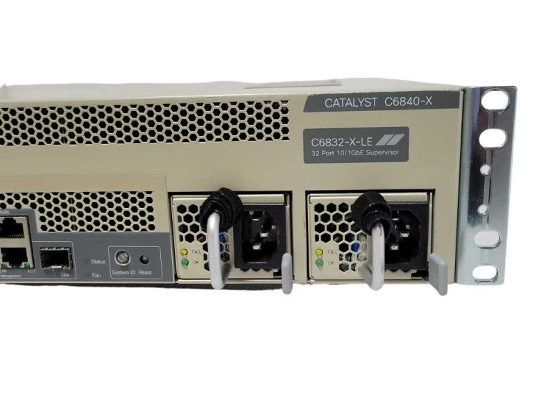 Cisco C6832-X-LE Catalyst 6832-X-Chassis 2x C6048-X-750W-AC PSU _
