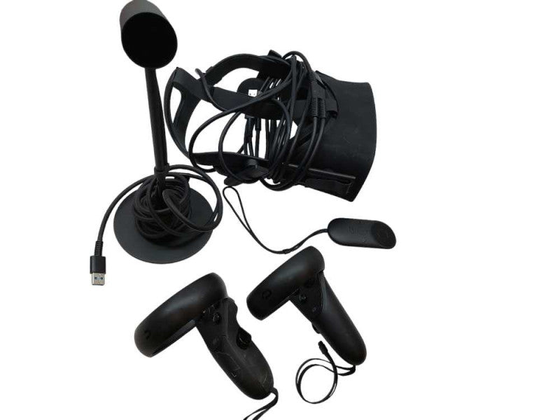 Oculus VR Bundle , Headset , Camera , Controllers, Remote =