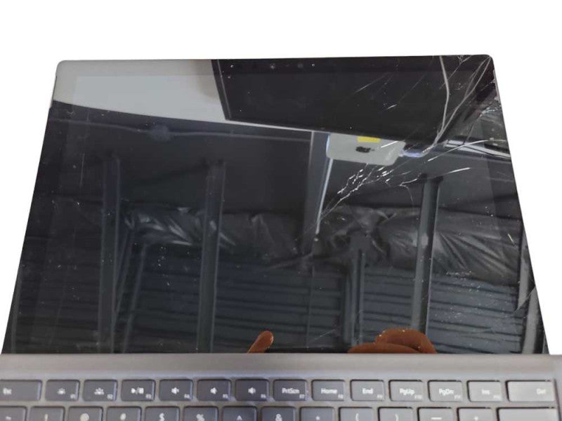 Microsoft Surface Pro 7 (1866) - i5-1035G4, 8GB RAM, 256GB SSD - READ Î