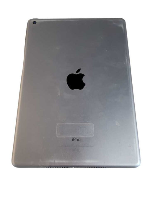 Apple iPad 5th Gen (A1822) - READ  Î