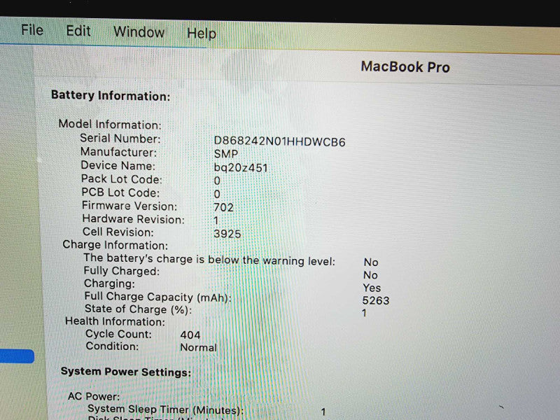 Apple Macbook Pro 2017 15\\" 4-Core i7-7700HQ @ 2.8GHz 16GB DDR3 250GB SSD Radeon Pro 555 2GB [Read] (