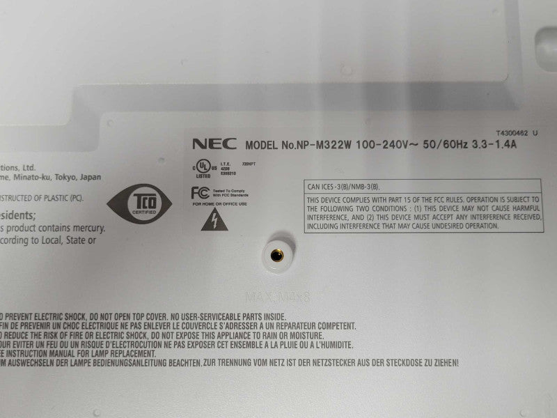 NEC NP-M322W 3200-Lumen DLP Projector. 259 lamp hours. w/ Remote and Bag _