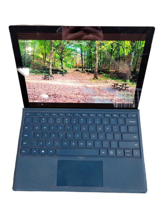Microsoft Surface Pro 5 (1796) - i5-7300U, 8GB RAM, 256GB SSD Î