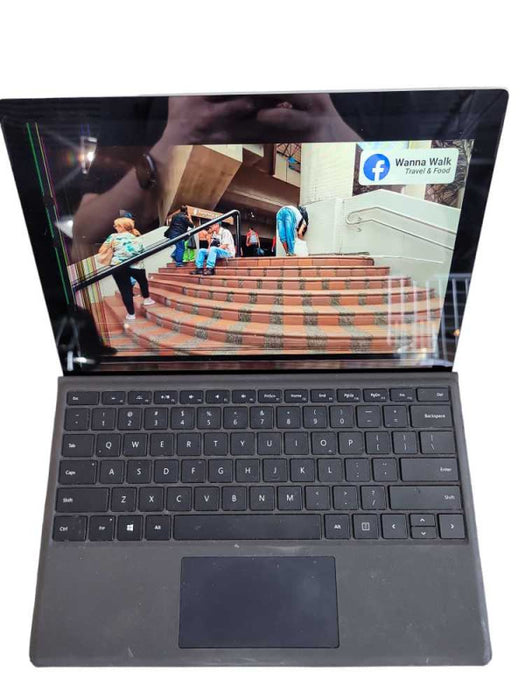 Microsoft Surface Pro 5 (1807) - i5-7300U, 8GB RAM, 256GB SSD - READ Î