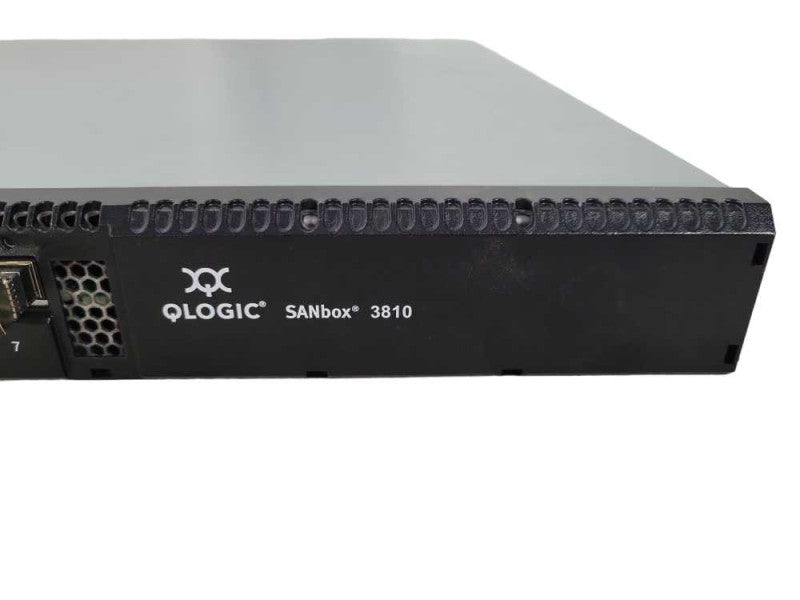 QLOGIC SANbox 3810 Fibre Channel Switch w/ Transceivers - POWERS ON !