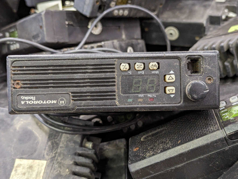 Assorted / Motorola Mobile Radios 2100 lbs. PLEASE READ  -