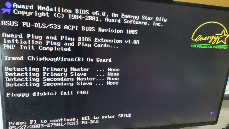 2x Intel Xeon @ 2.8GHz | ASUS PU-DLS/533 | 1GB RAM | I/O Plate %