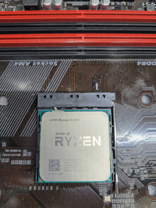 AMD RYZEN 5 2600 | GIGABYTE GA-AB350-GAMING | I/O Plate (READ) %