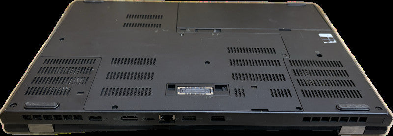 Lenovo ThinkPad P50 XEON E3-1505M@2.8Gh QUADRO M2000M 4GB GPU 24GB RAM 500SSD
