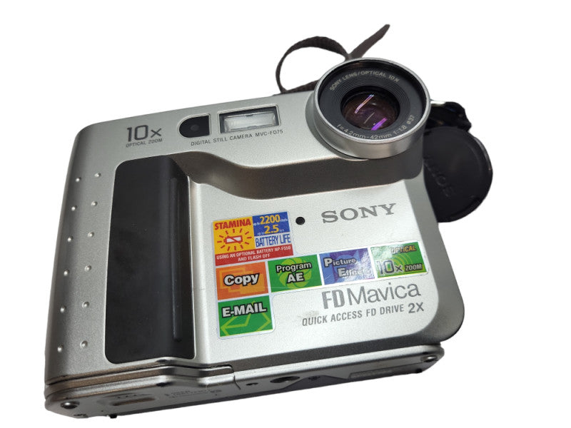 Sony FD Mavica MVC-FD75 0.3MP Optical 10x Zoom Digital Still Camera &