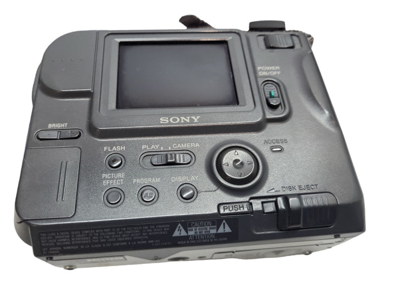 Sony FD Mavica MVC-FD75 0.3MP Optical 10x Zoom Digital Still Camera &