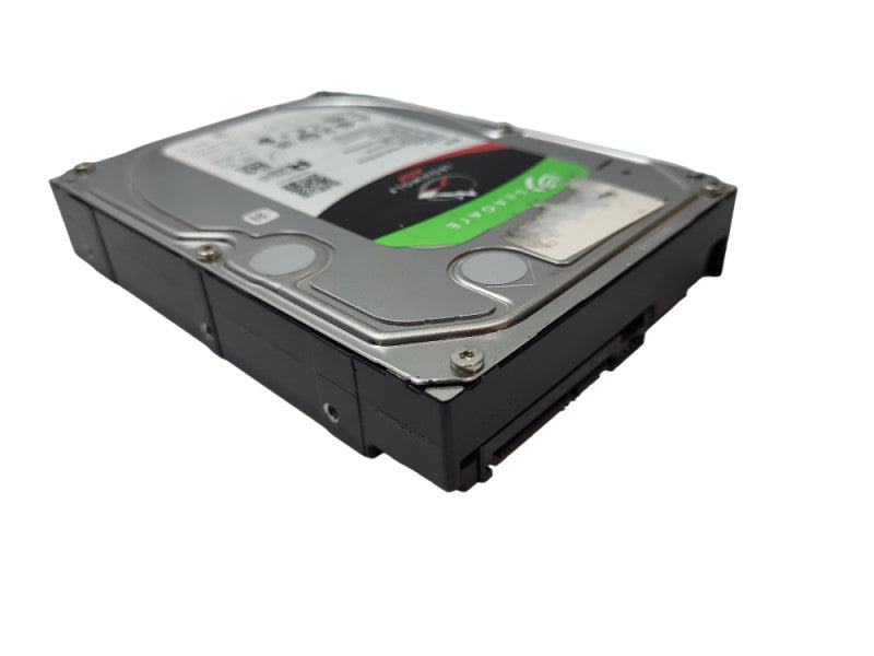 8TB Seagate IronWolf ST8000VN004  3.5\\" NAS HDD SATA &