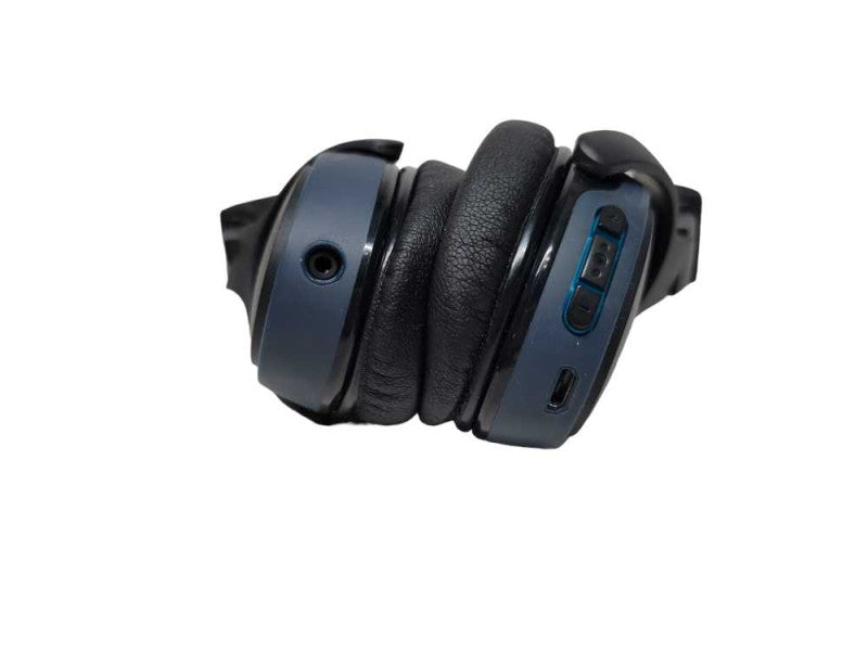 Bose 6GAA Bluetooth Headphones + Case %