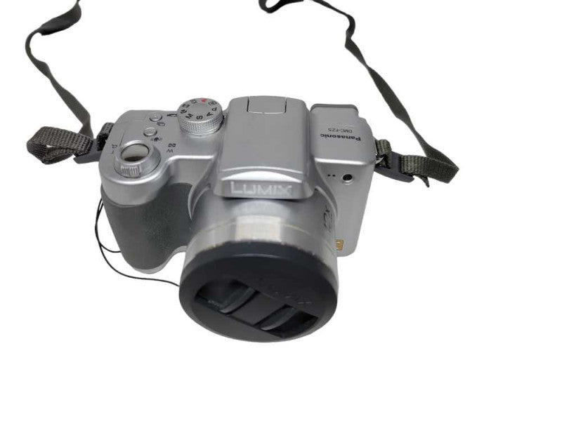 Panasonic Lumix DMC-FZ5 Compact Digital Bridge Camera 12x Leica Zoom Lens %