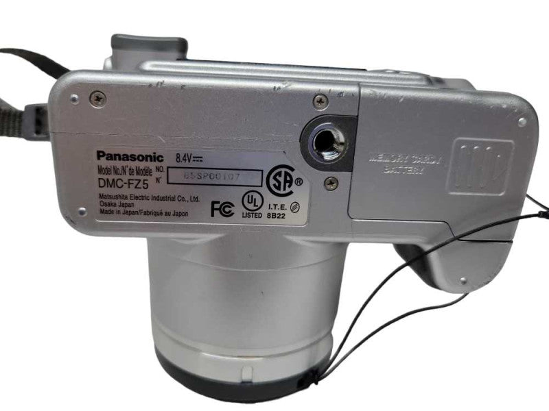 Panasonic Lumix DMC-FZ5 Compact Digital Bridge Camera 12x Leica Zoom Lens %