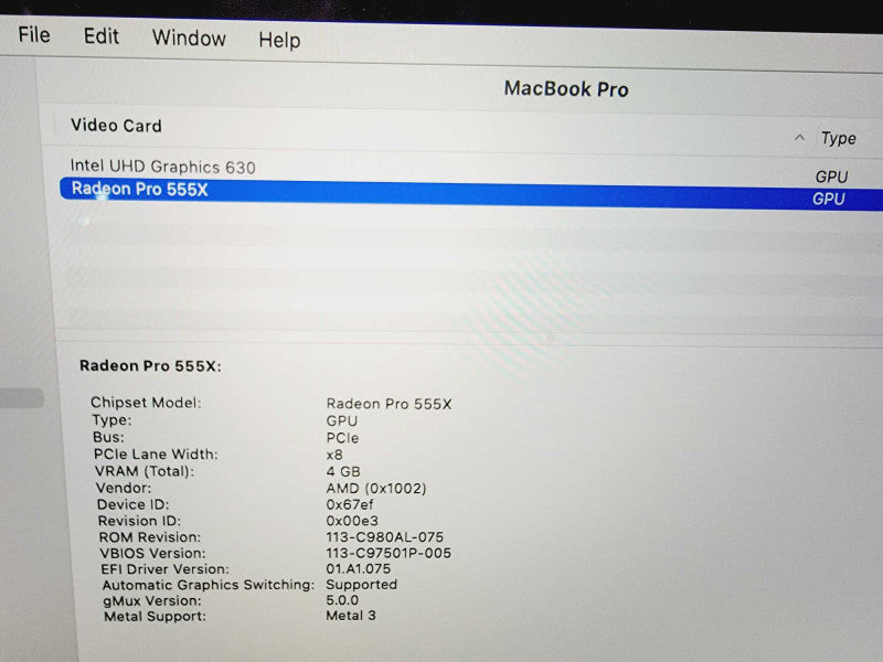 Apple Macbook Pro 2018 15\\" Core i7-8750H @ 2.2GHz 16GB DDR4 250GB SSD Radeon Pro 555x 4GB [Read] (