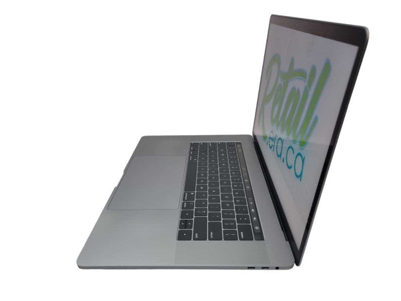 Apple Macbook Pro 2018 15\\" Core i7-8750H @ 2.2GHz 16GB DDR4 250GB SSD Radeon Pro 555x 4GB [Read] (